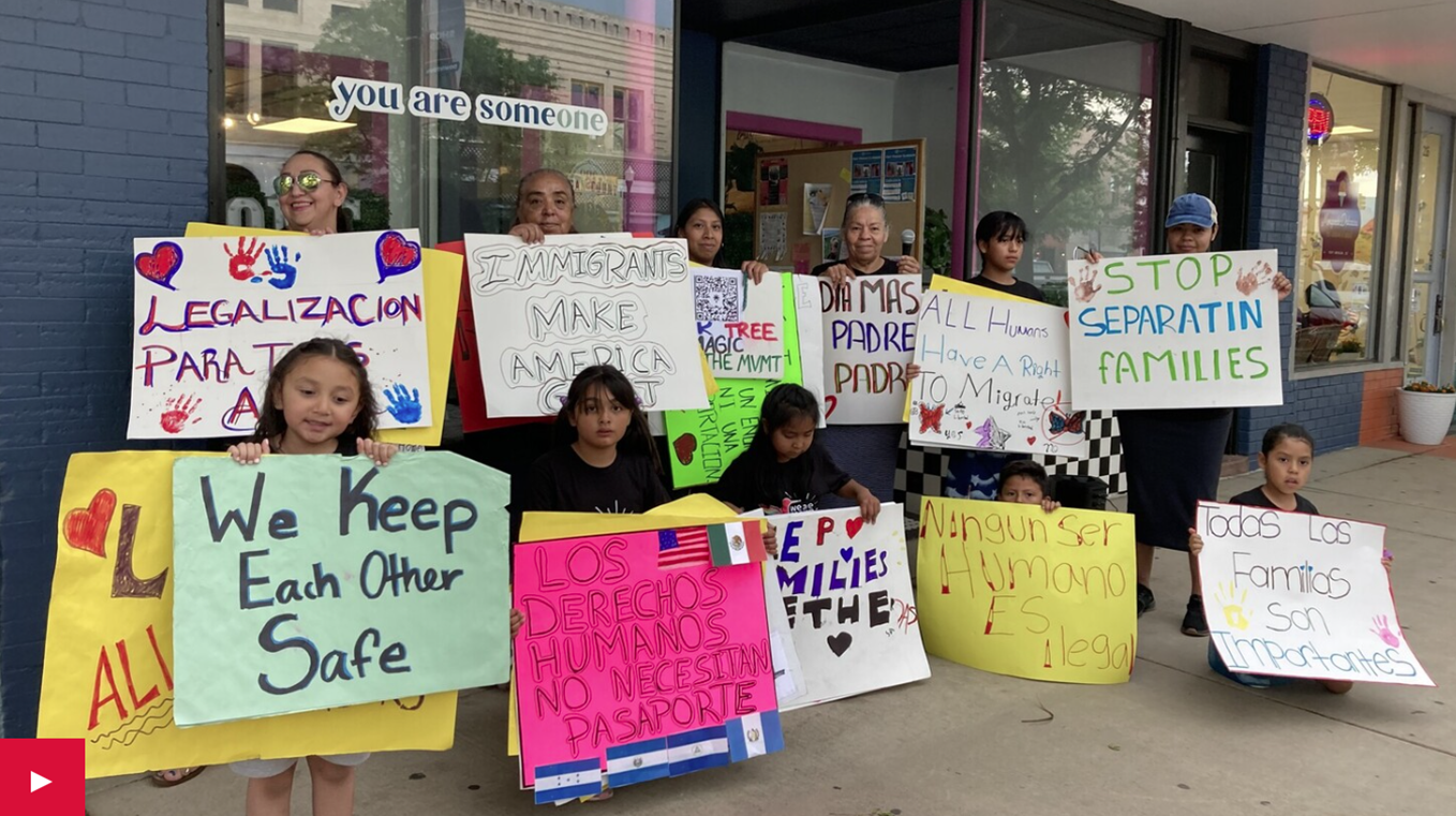 Coloradoans protest for immigrant rights.